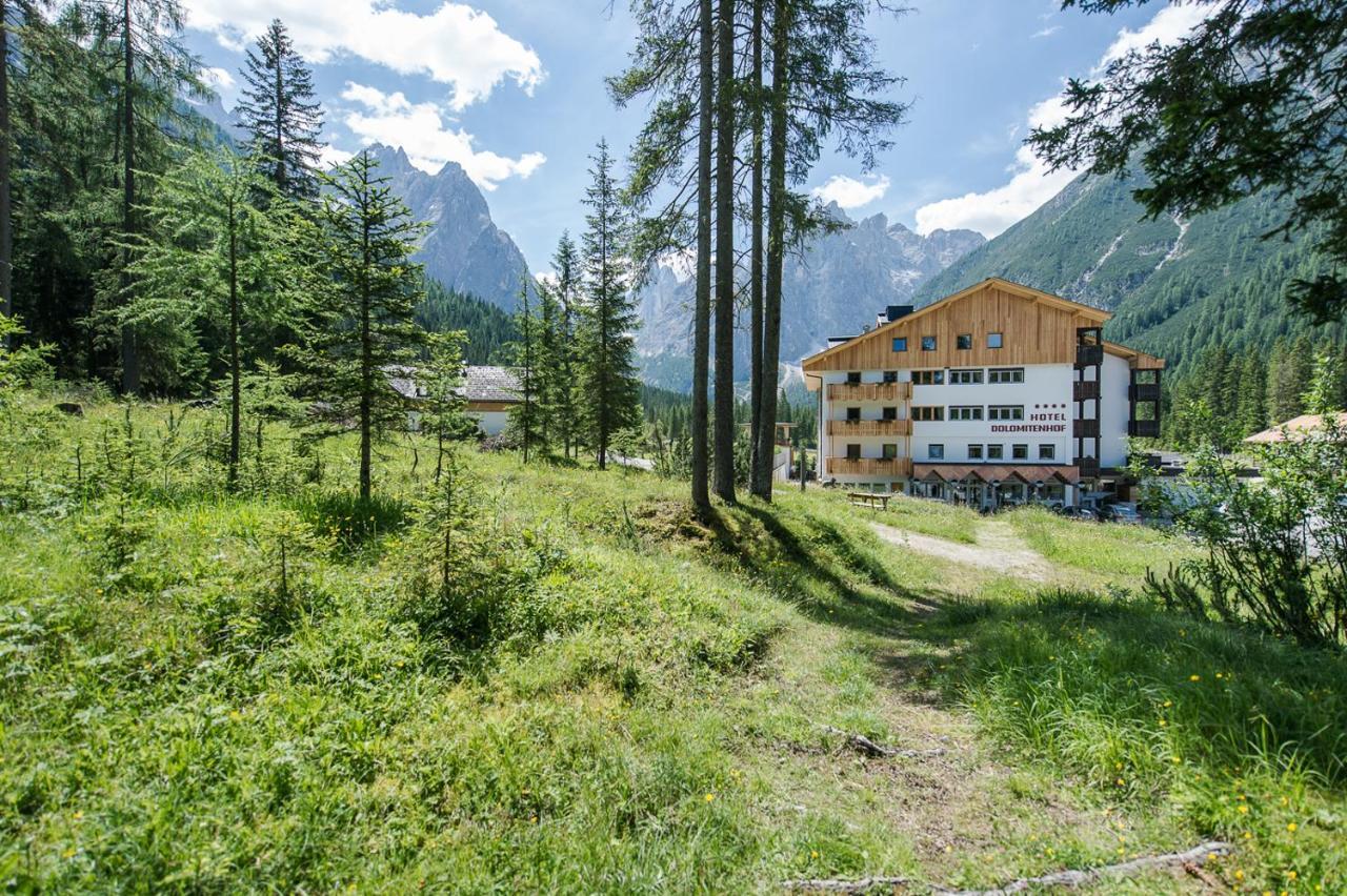Hotel Dolomitenhof & Chalet Alte Post Сесто Экстерьер фото